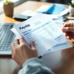 découvrez comment construire un exemple de bulletin de salaire conforme aux normes en vigueur, avec toutes les informations essentielles pour assurer la légalité et la clarté de vos documents de paie.