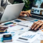 découvrez les étapes essentielles pour ouvrir facilement un compte professionnel en ligne à l'étranger et gérer votre activité internationale en toute simplicité.