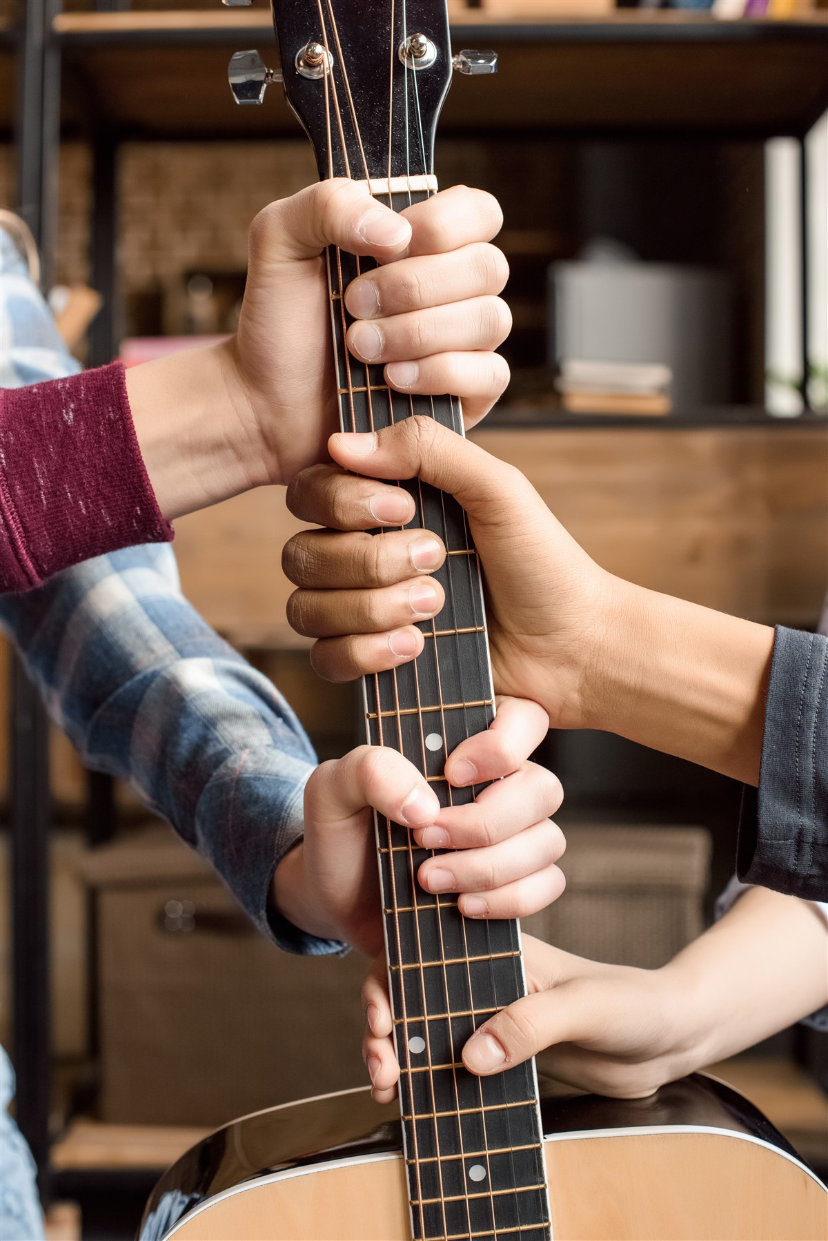 Manche de la guitare