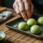 découvrez comment réaliser facilement des mochis au matcha chez vous avec notre recette détaillée. apprenez l’art de la pâtisserie japonaise et savourez ces douceurs authentiques au goût unique de thé vert.